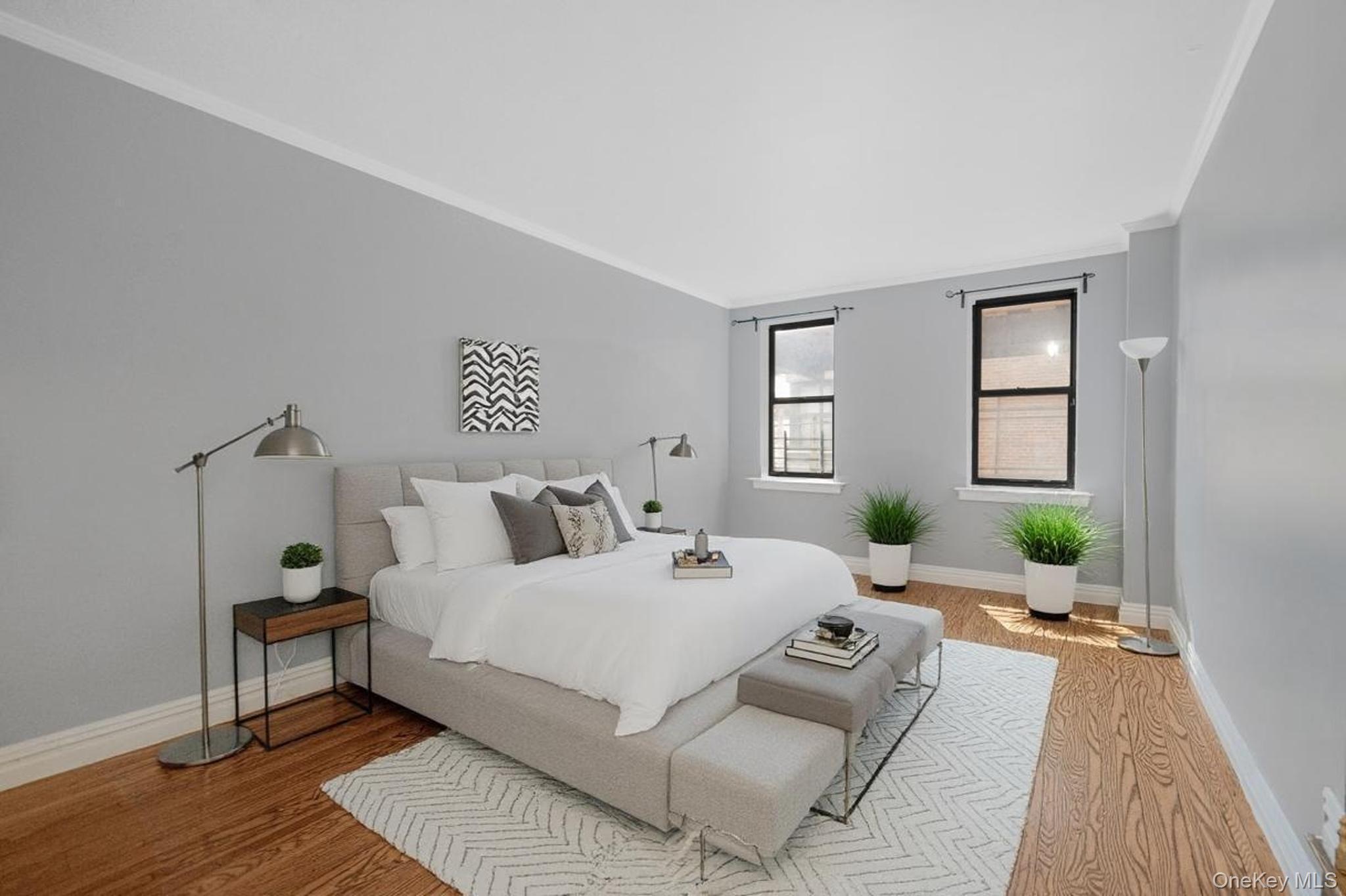 #1 photo, 306 E Mosholu Pkwysouth, ब्रोंक्स Bronx , NY 10458