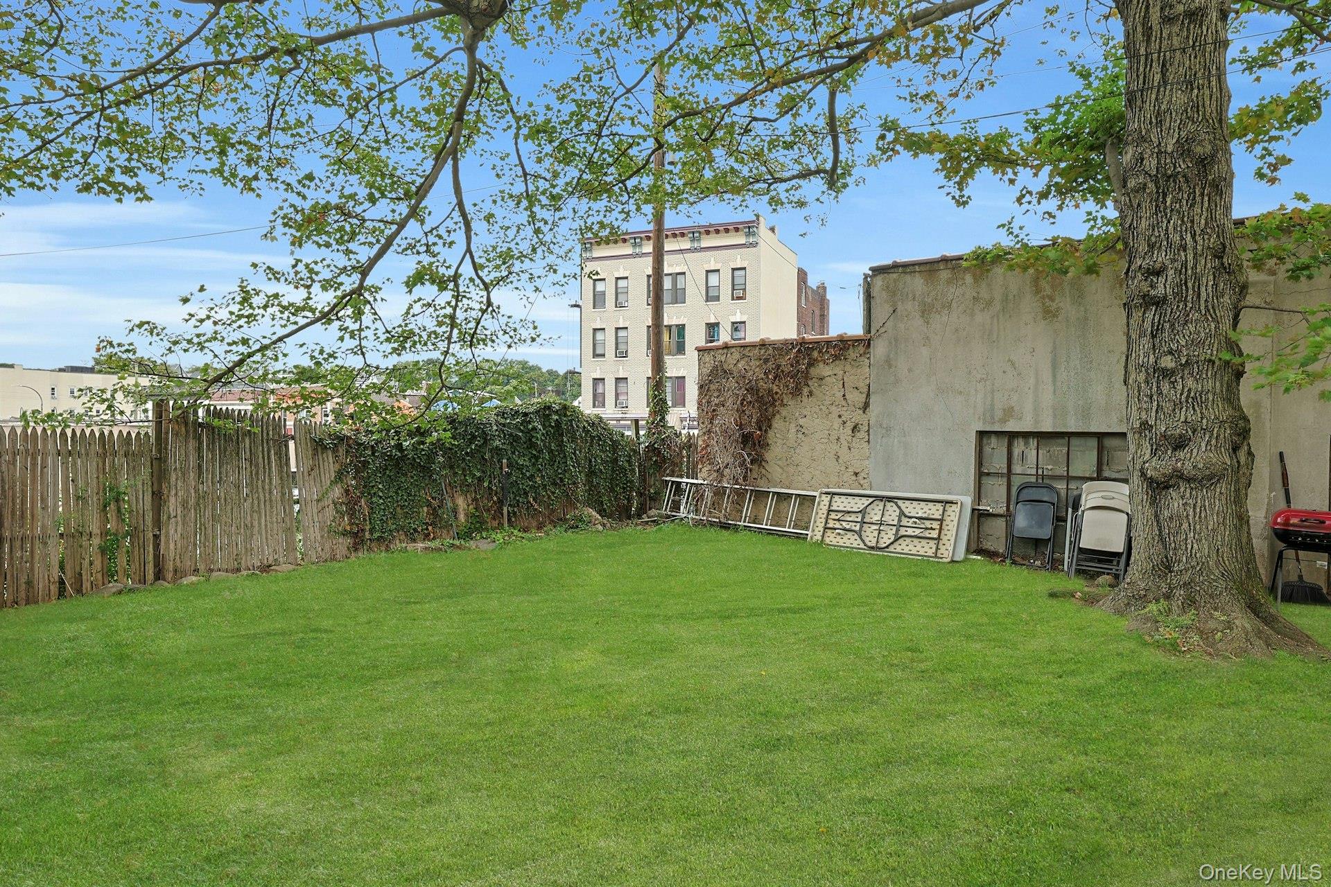 #12 photo, 11 Woodland Avenue, New Rochelle , NY 10805