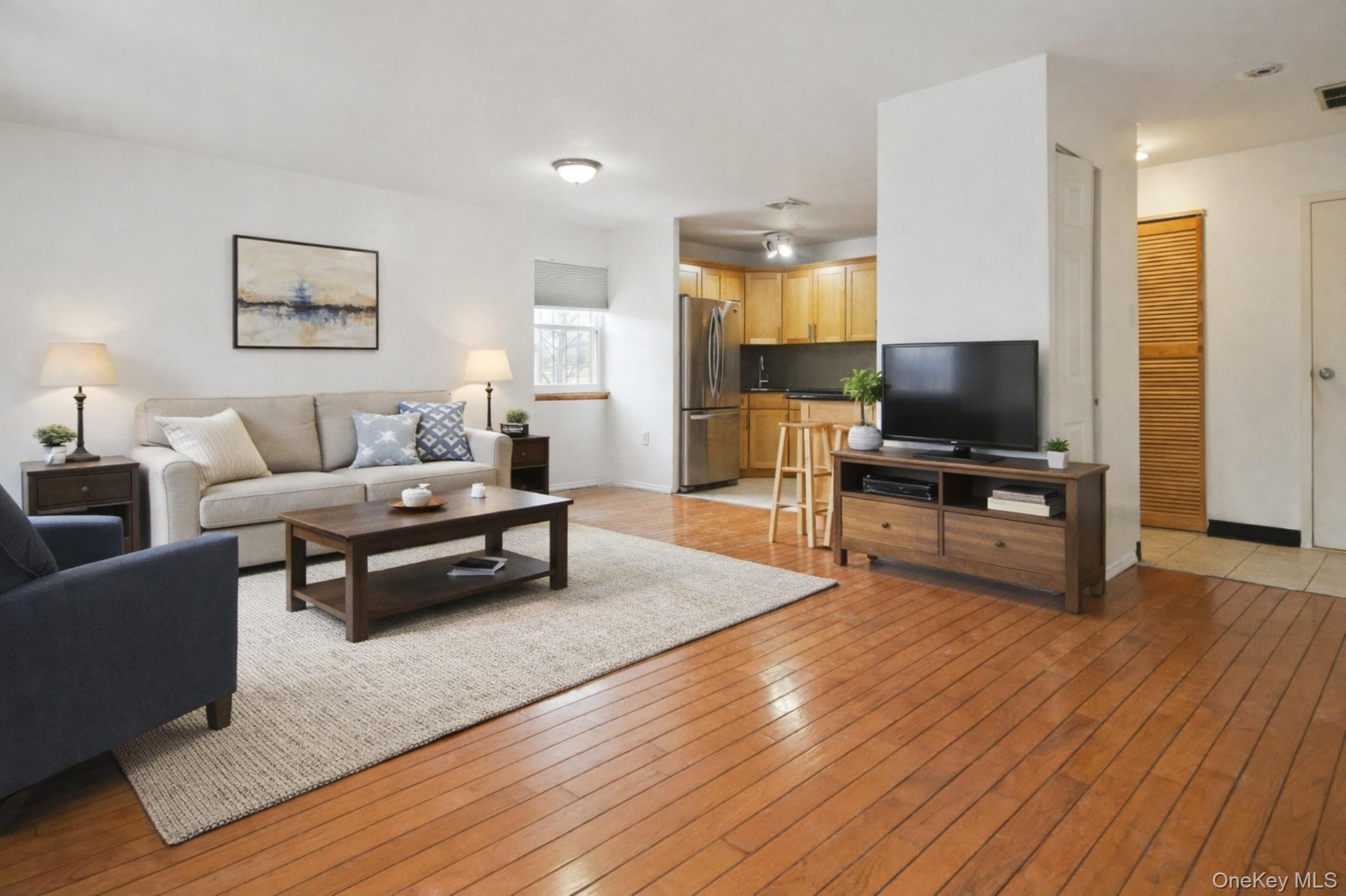 #5 photo, 896 Union Avenue, 布朗士 Bronx , NY 10459