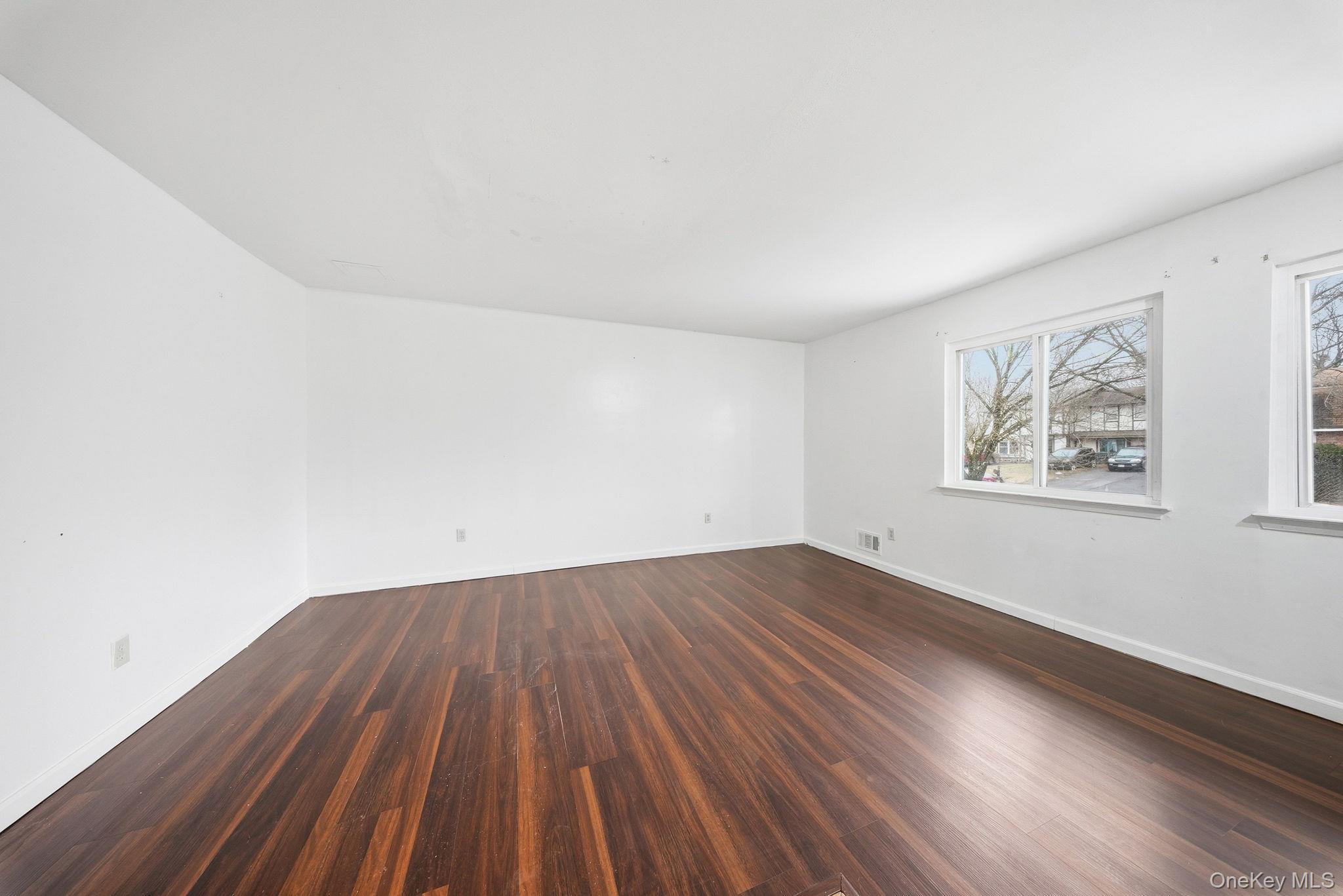 #6 photo, 19 Red Barn Lane, Middletown , NY 10940