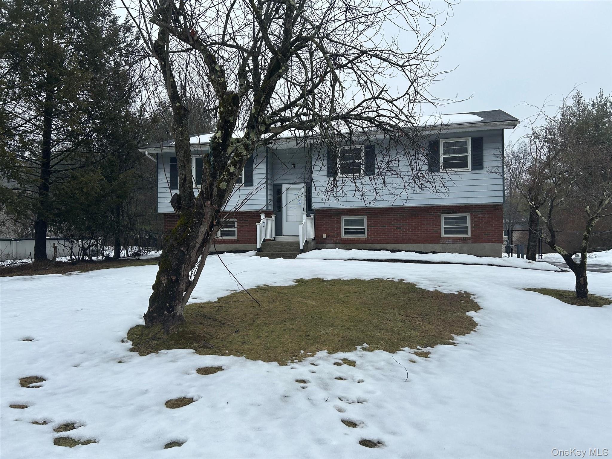 #1 photo, 104 SUTTON PARK Road, Poughkeepsie , NY 12603