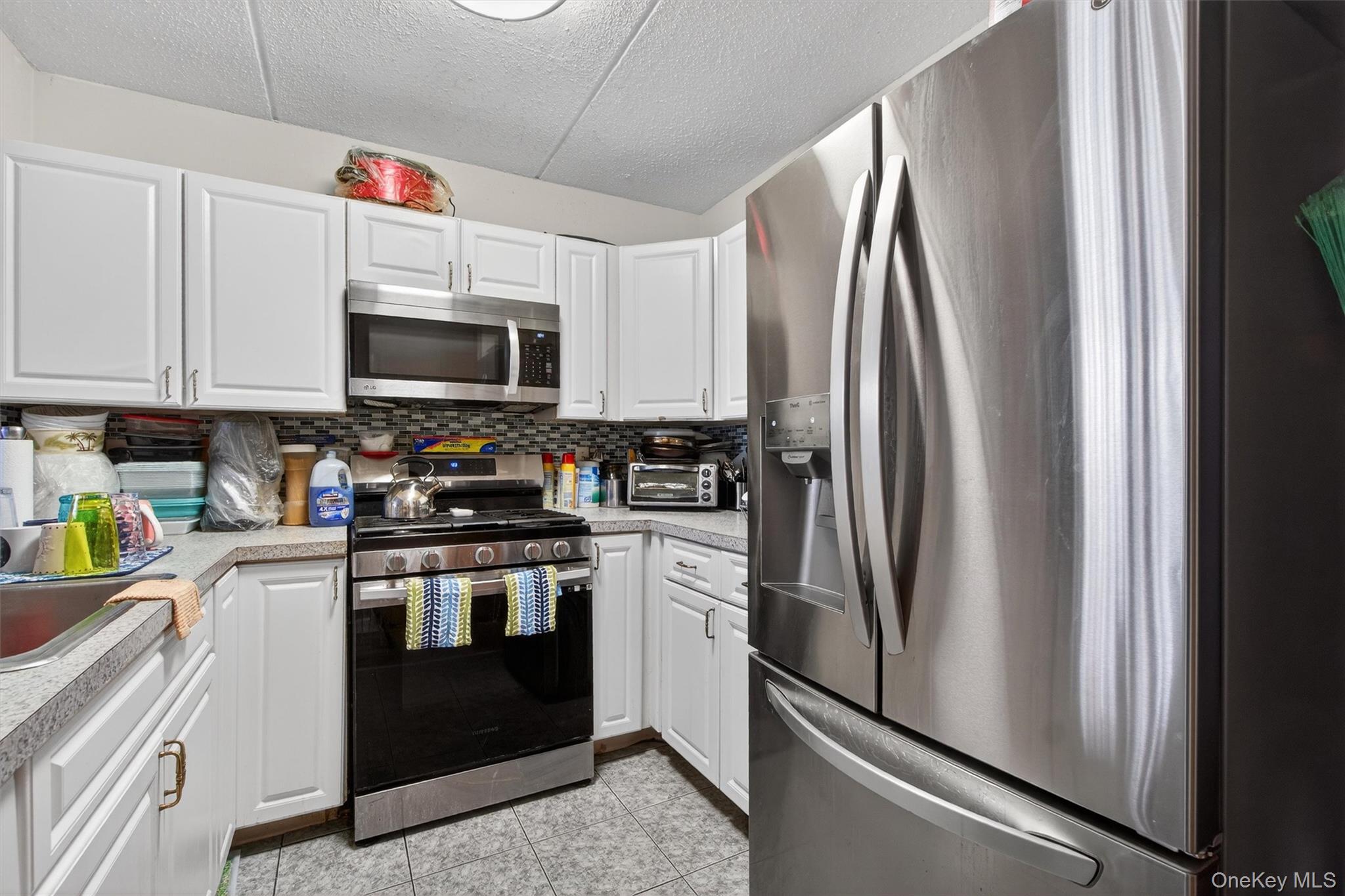 #12 photo, 204 Sunset Boulevard, Bronx , NY 10473