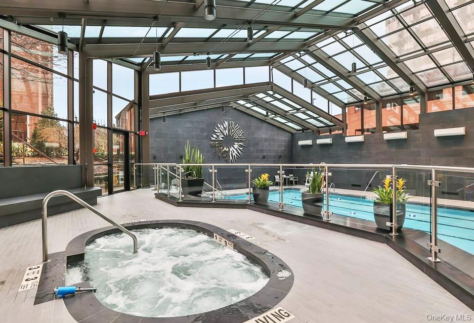 #18 photo, 4 Martine Avenue, White Plains , NY 10606