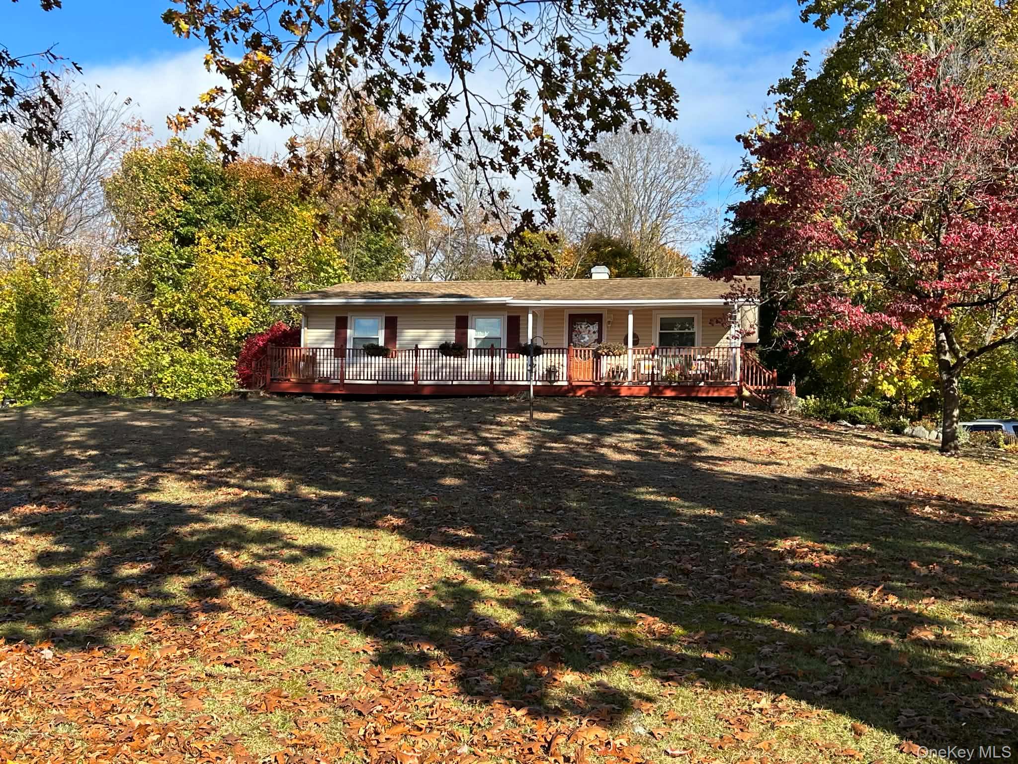 #1 photo, 9 Sycamore Drive, Hyde Park , NY 12538