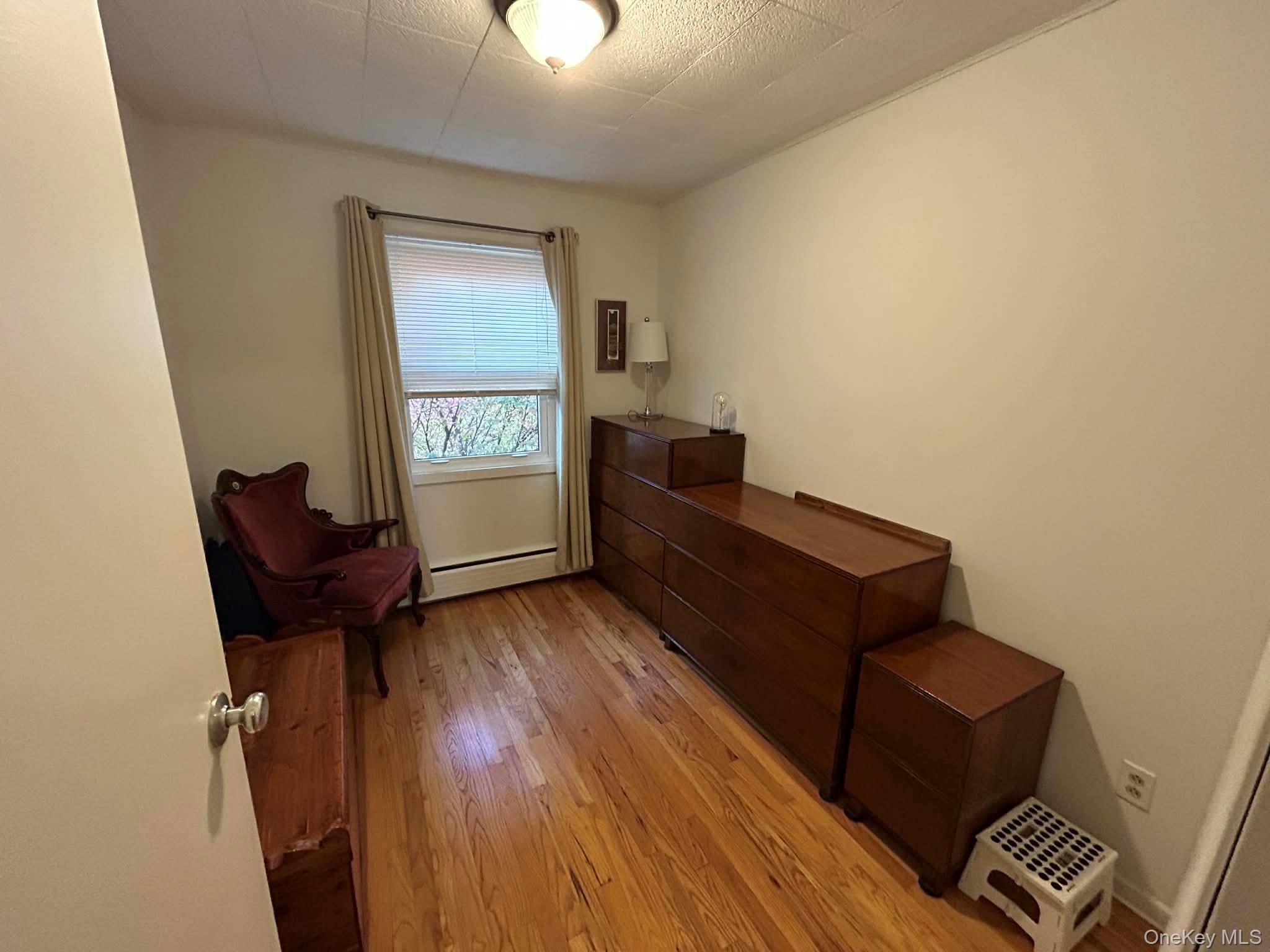 #18 photo, 9 Sycamore Drive, Hyde Park , NY 12538