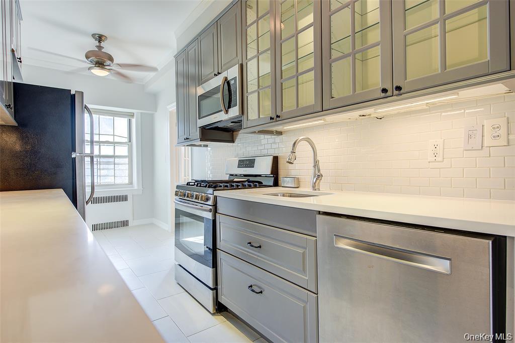 #5 photo, 7915 35th Avenue, Jackson Heights , NY 11372