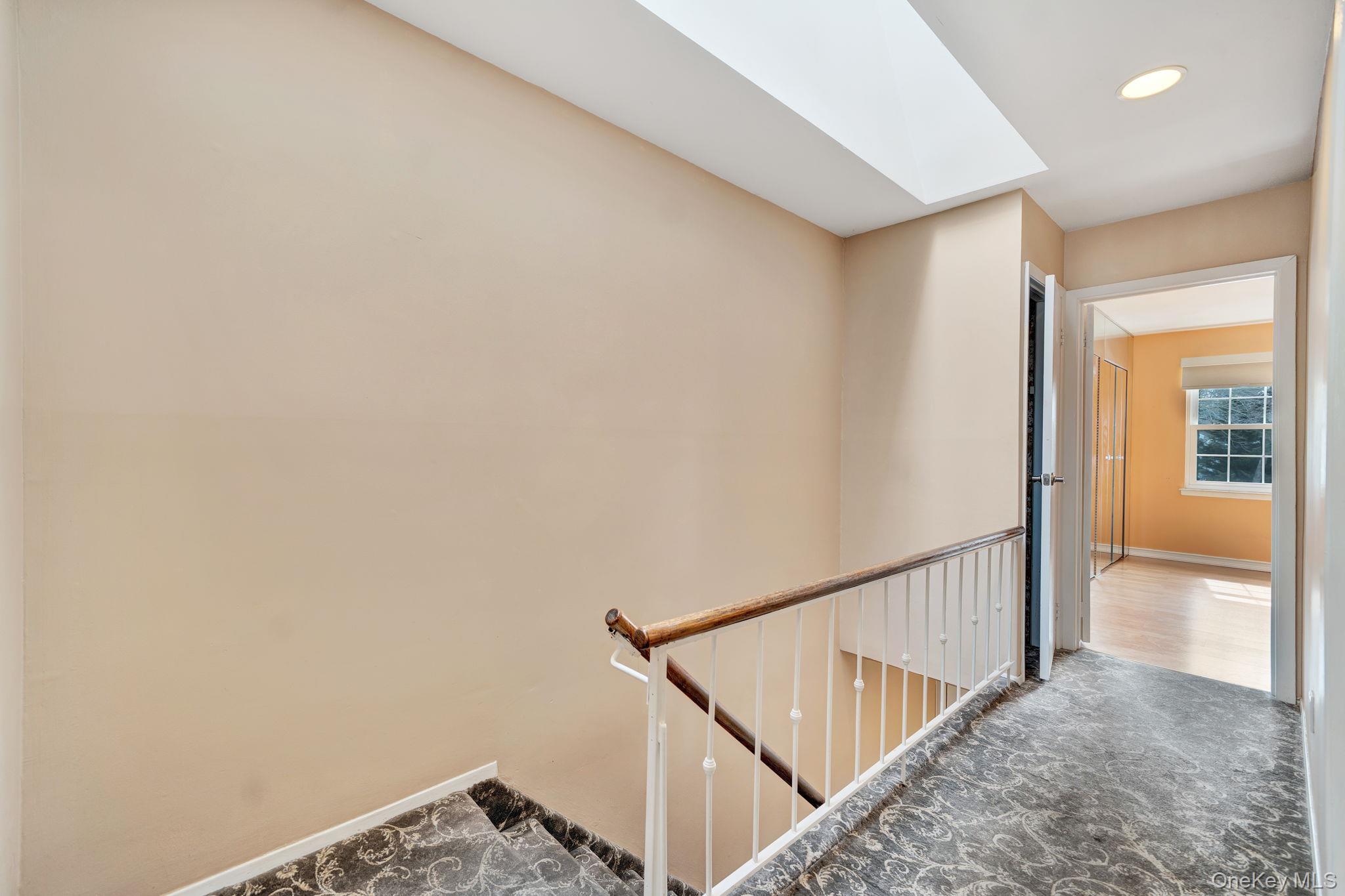 #20 photo, 11 Manors Drive, Jericho , NY 11753