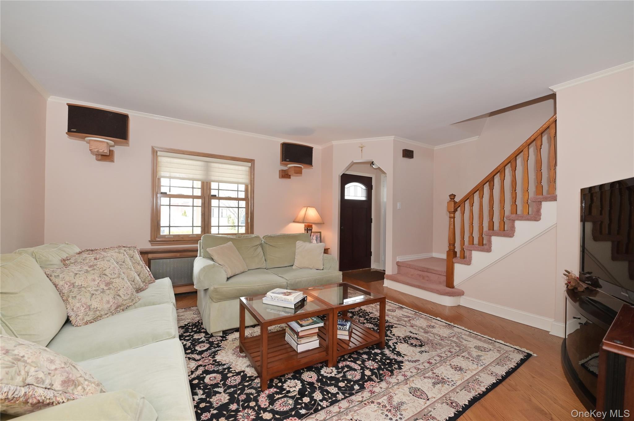 #7 photo, 82-49 211th Street, Hollis Hills , NY 11427