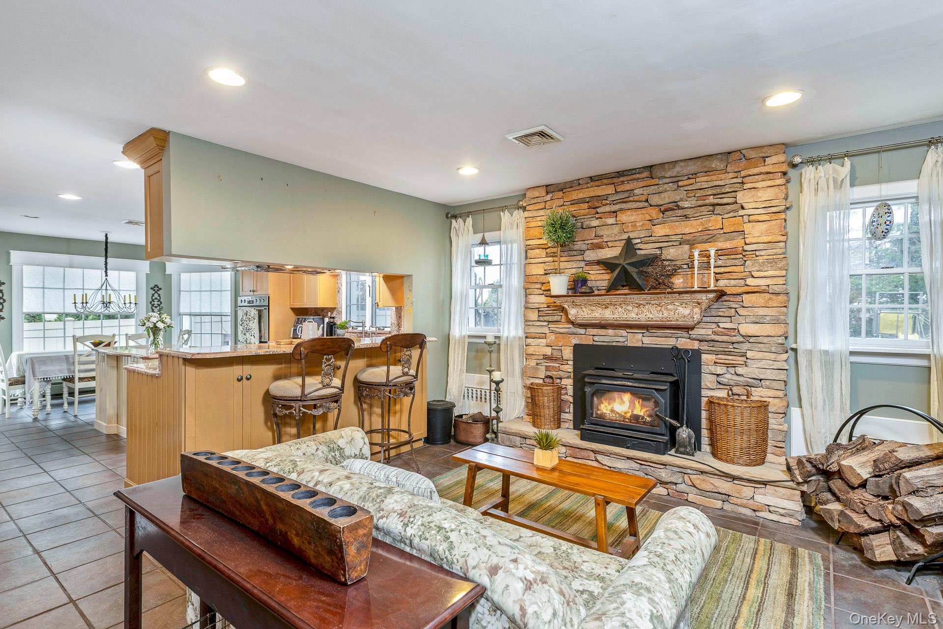 #9 photo, 34 Peterborough Drive, Northport , NY 11768