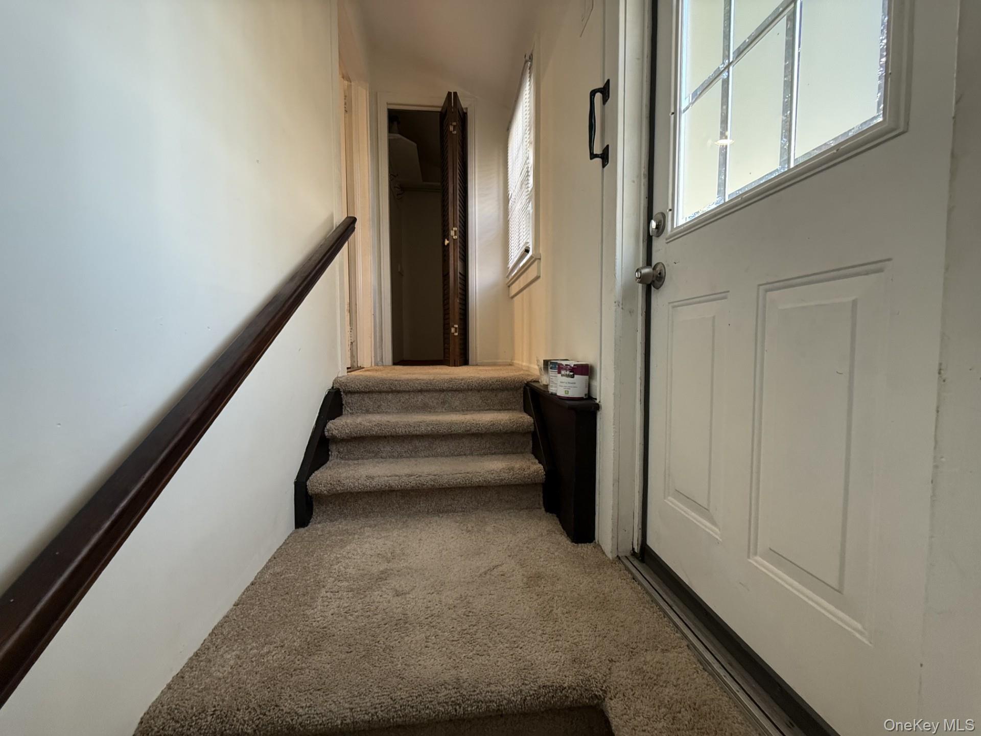 #13 photo, 143 East Avenue, Hicksville , NY 11801