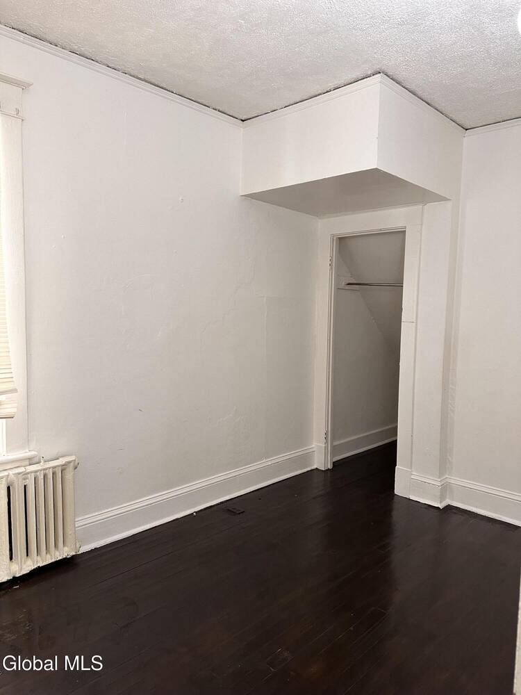 #11 photo, 637 Myrtle Avenue, Albany , NY 12208