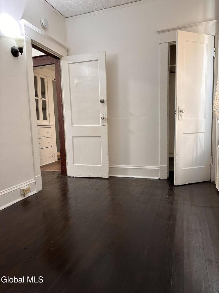 #12 photo, 637 Myrtle Avenue, Albany , NY 12208