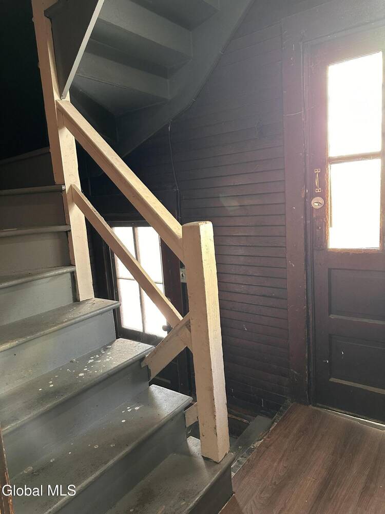 #22 photo, 637 Myrtle Avenue, Albany , NY 12208