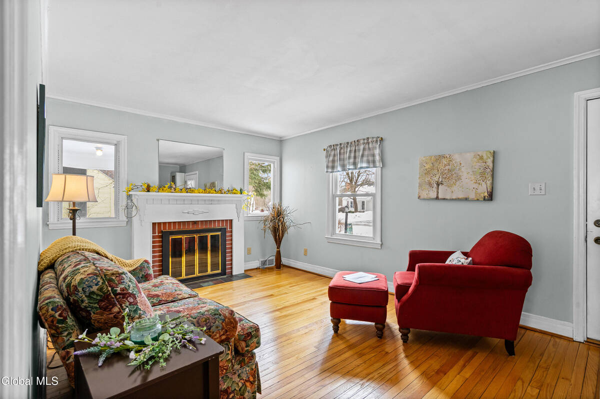 #17 photo, 5 Glenbrook Road, Glenville , NY 12302