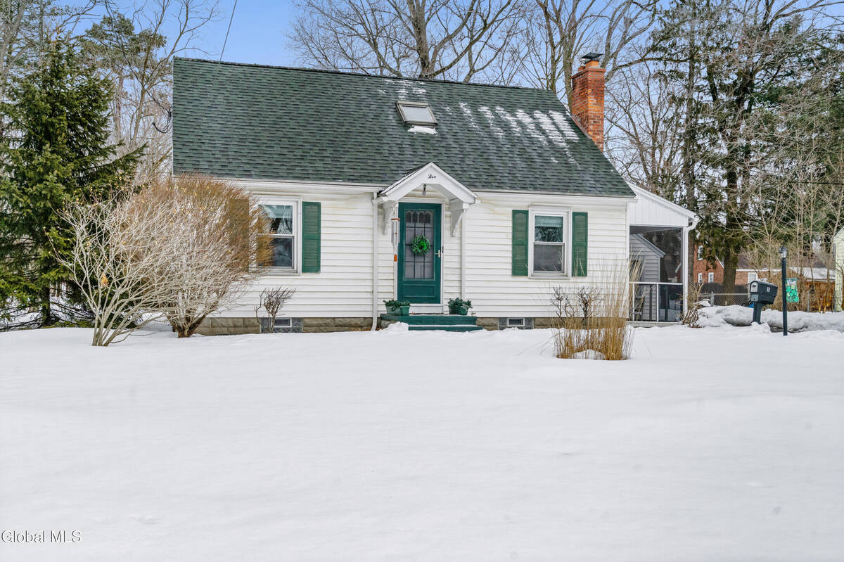 #3 photo, 5 Glenbrook Road, Glenville , NY 12302