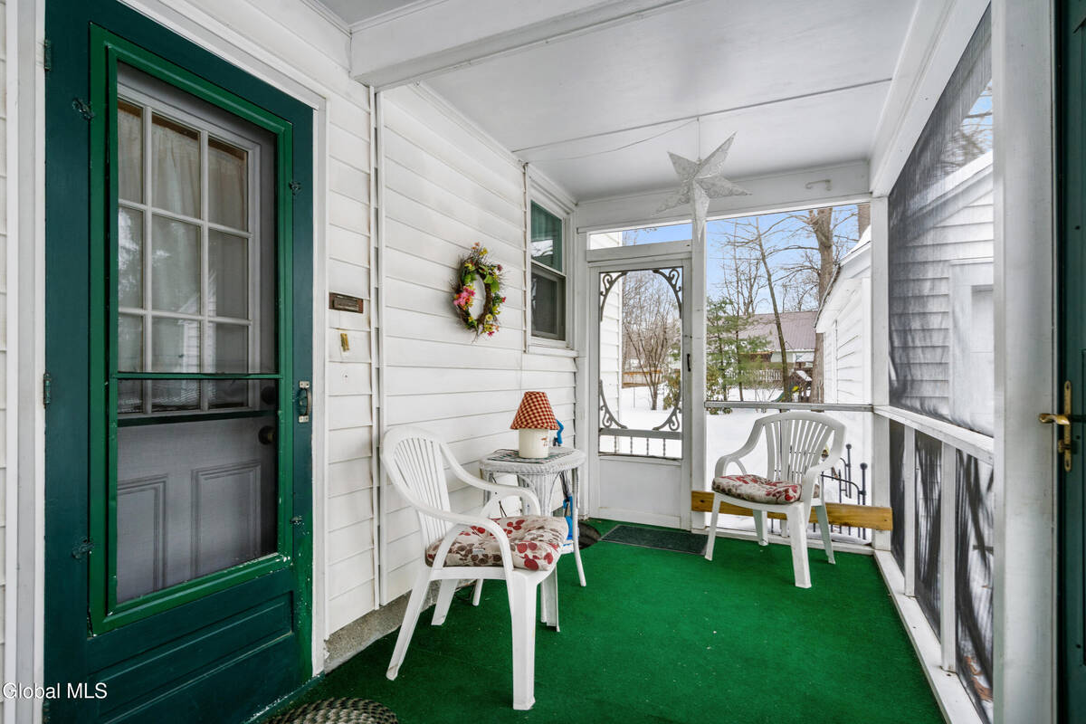 #6 photo, 5 Glenbrook Road, Glenville , NY 12302