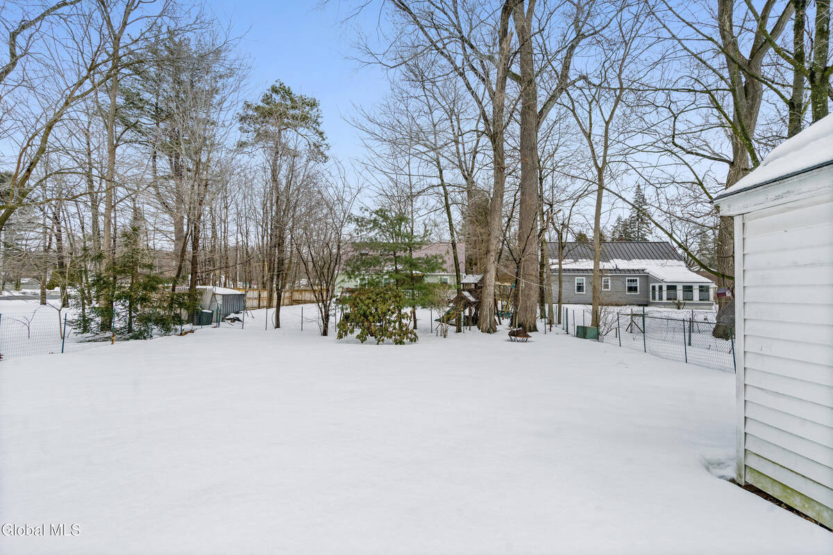 #7 photo, 5 Glenbrook Road, Glenville , NY 12302