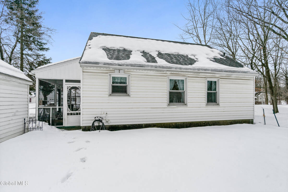 #8 photo, 5 Glenbrook Road, Glenville , NY 12302