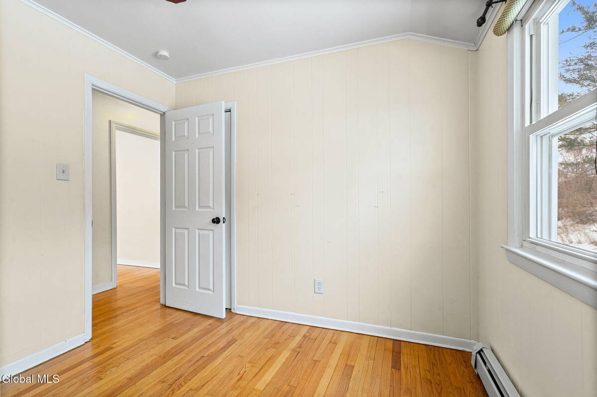 #11 photo, 165 S Pine Avenue, Albany , NY 12208