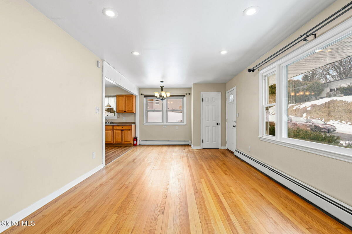 #13 photo, 165 S Pine Avenue, Albany , NY 12208