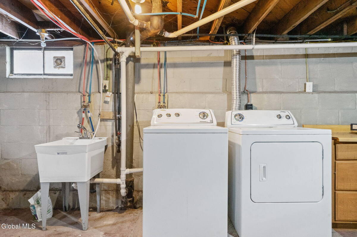 #22 photo, 165 S Pine Avenue, Albany , NY 12208