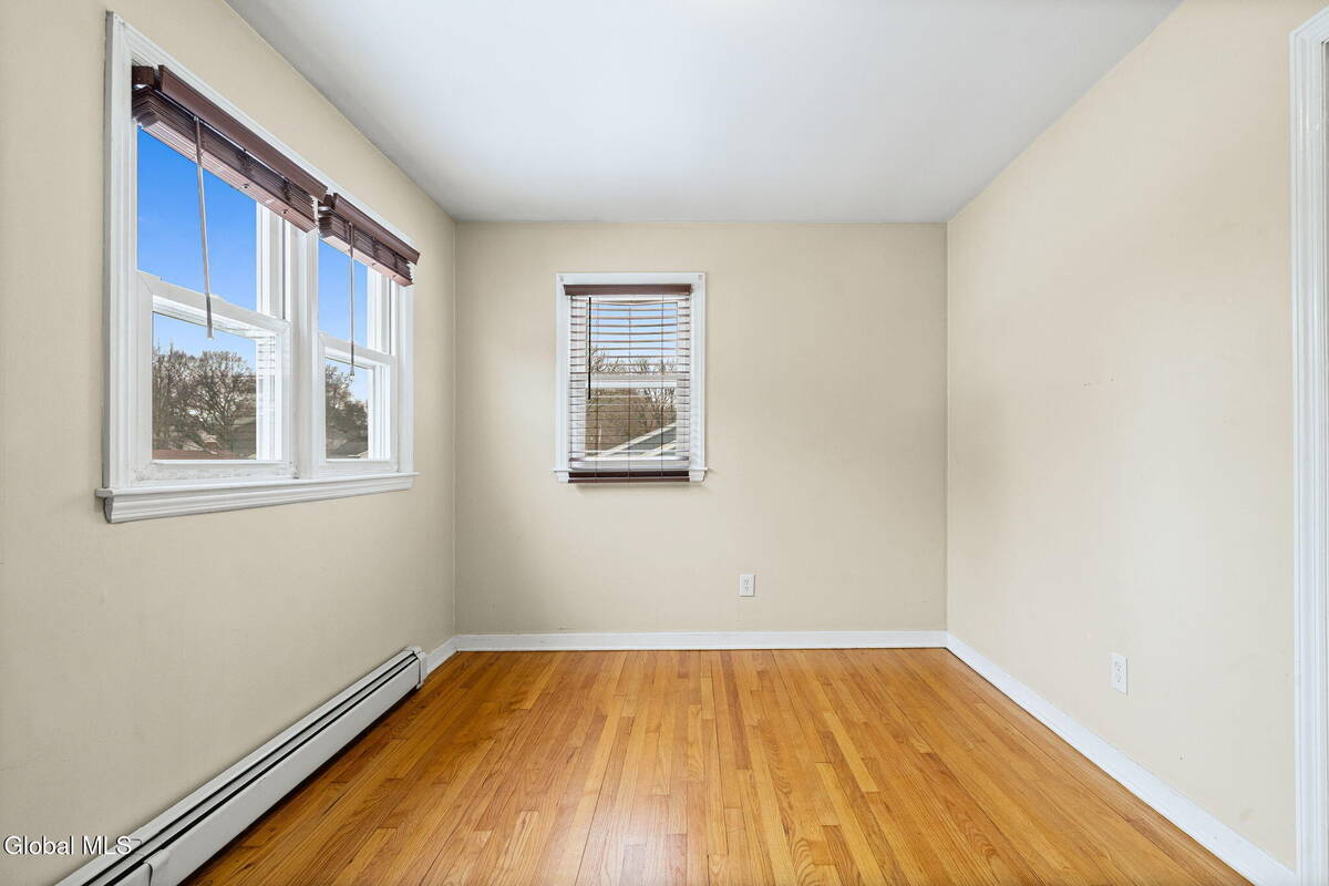 #4 photo, 165 S Pine Avenue, Albany , NY 12208