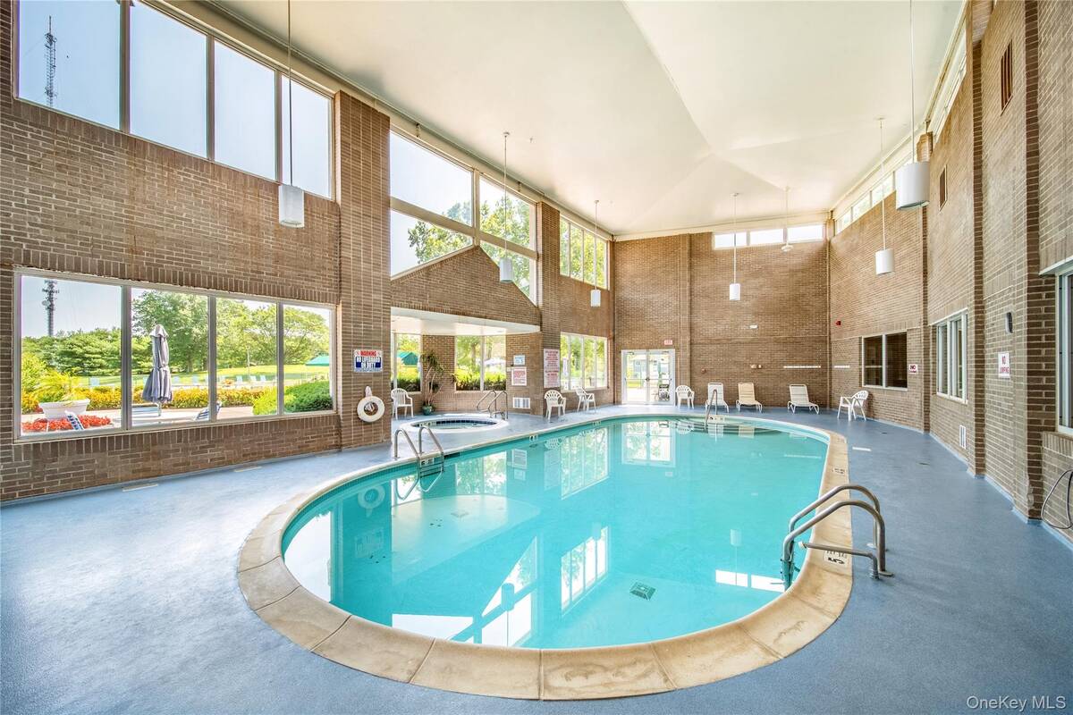 #27 photo, 654 Birchwood Park Drive, Middle Island , NY 11953