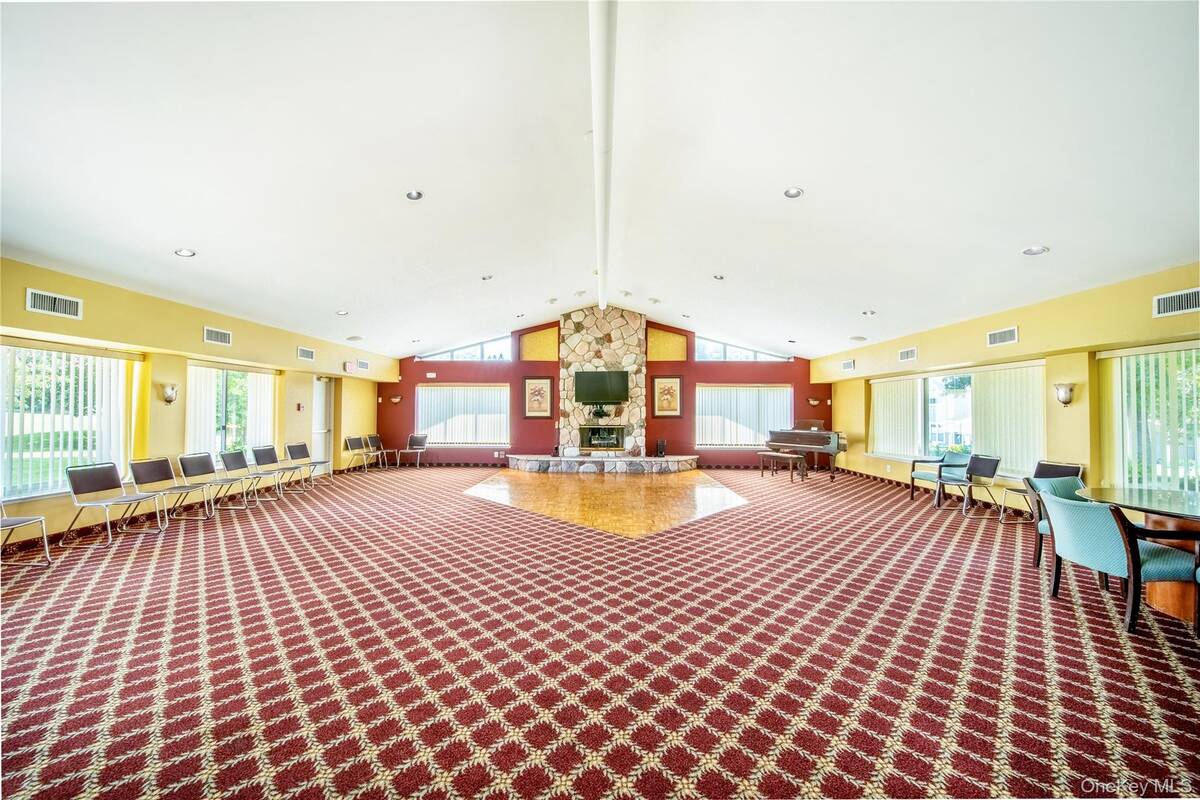 #30 photo, 654 Birchwood Park Drive, Middle Island , NY 11953