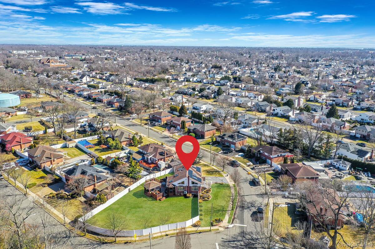 #39 photo, 58 Lourae Drive, ناسو Massapequa Park , NY 11762