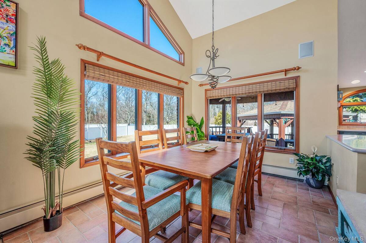 #7 photo, 58 Lourae Drive, ناسو Massapequa Park , NY 11762