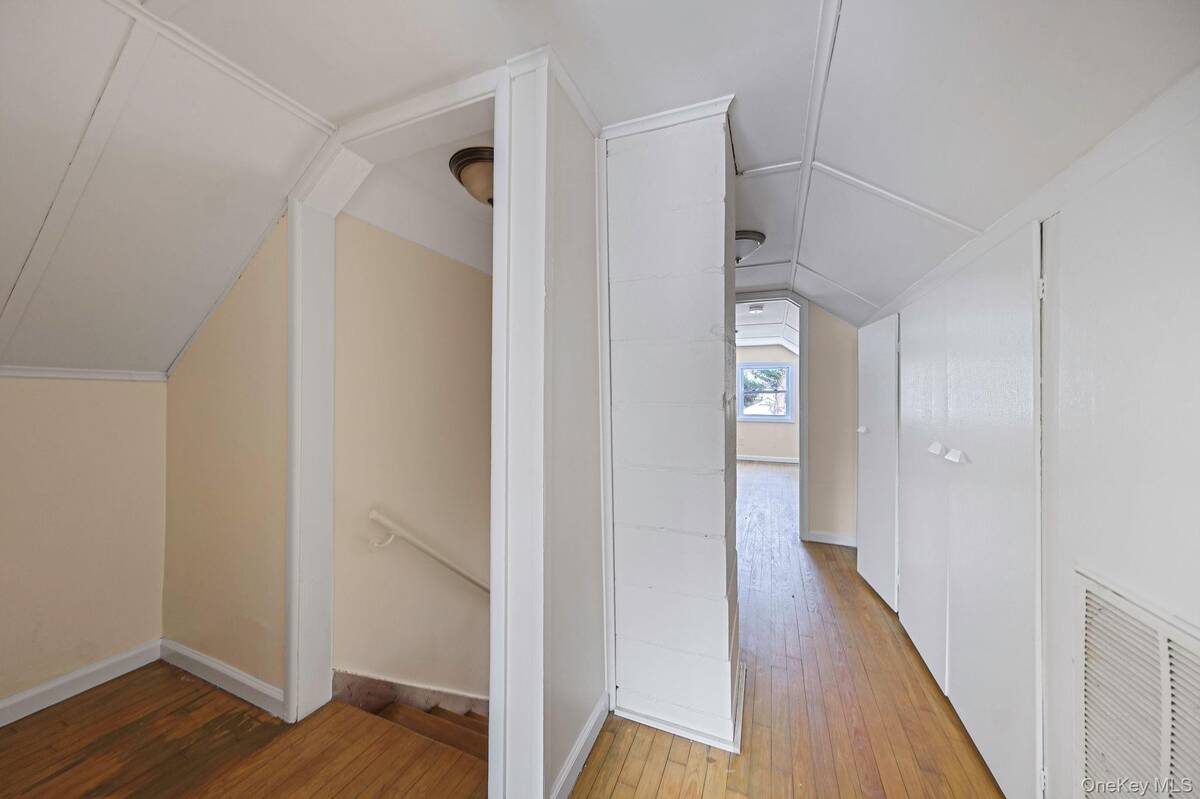 #26 photo, 22 Overbrook Street, 롱 아일랜드 Riverhead , NY 11901