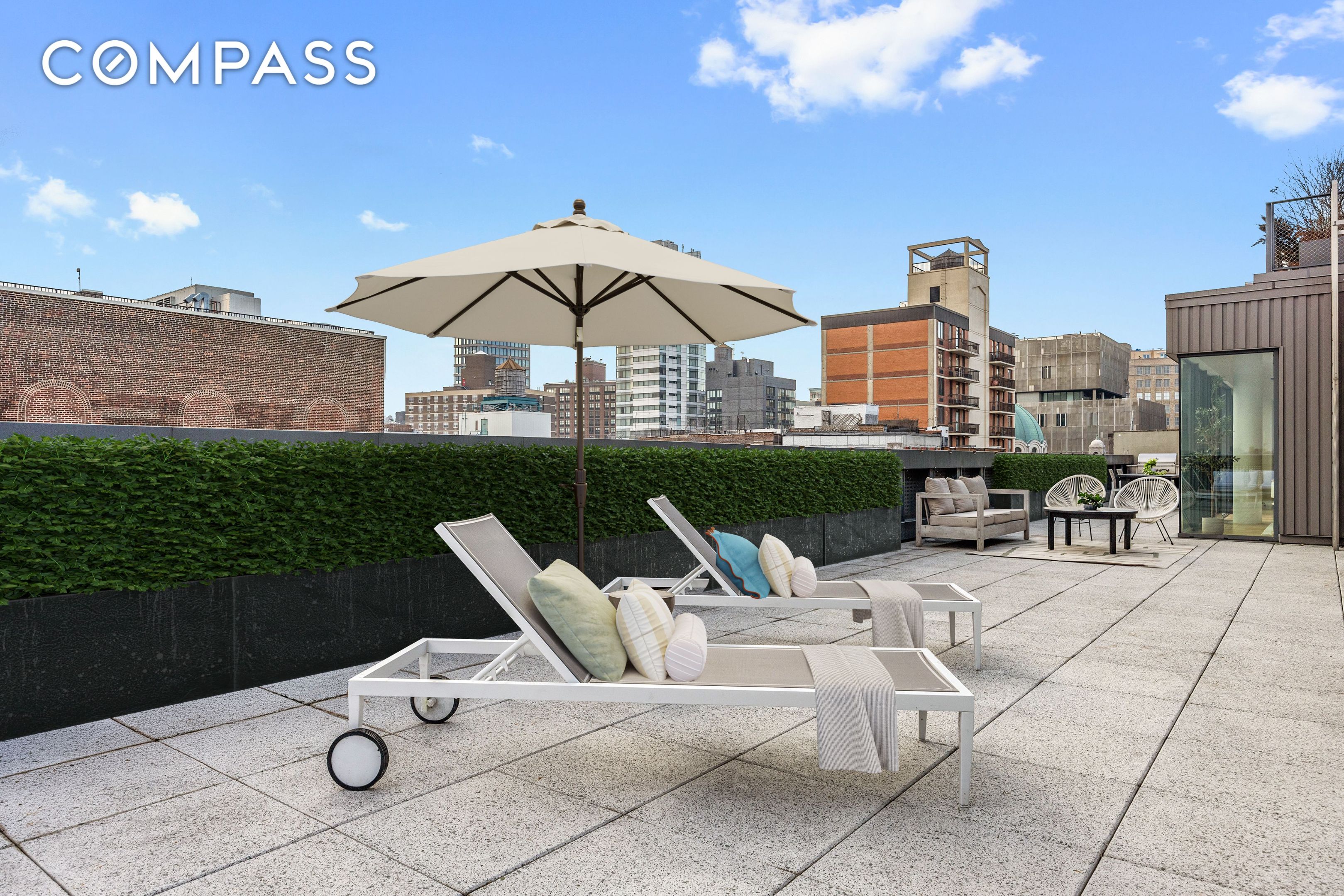 #20 photo, 45 E 7th Street, East Village , NY 10003