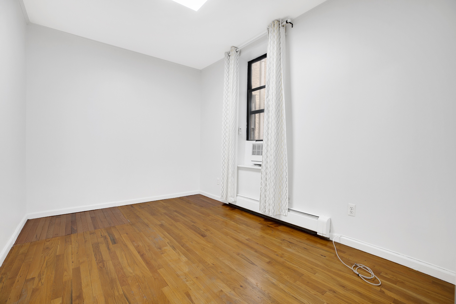 #11 photo, New York City, West Harlem , NY 10030