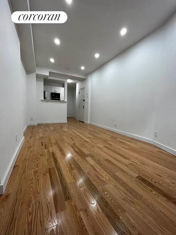 #2 photo, New York City, Hell's Kitchen , NY 10036