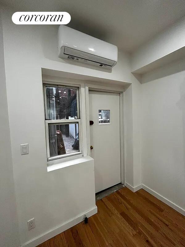 #6 photo, New York City, Hell's Kitchen , NY 10036