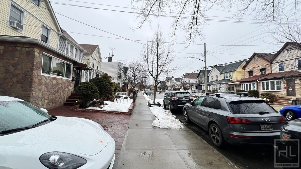 #16 photo, 718 E 39th Street, East Flatbush , NY 11203