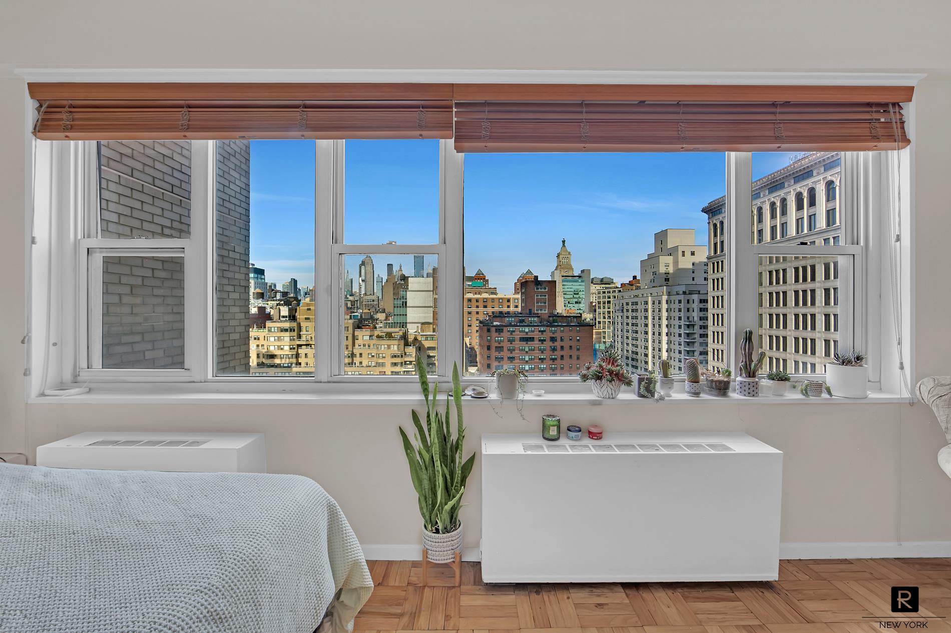 #6 photo, 60 E 8th Street, Greenwich Village , NY 10003