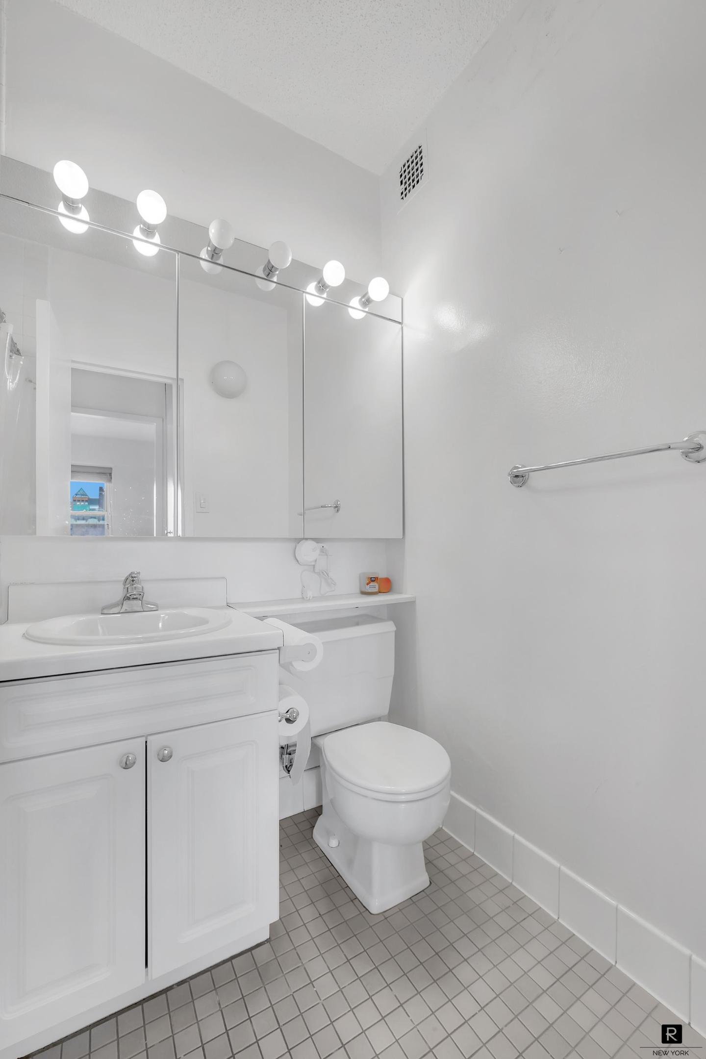 #9 photo, 60 E 8th Street, Greenwich Village , NY 10003