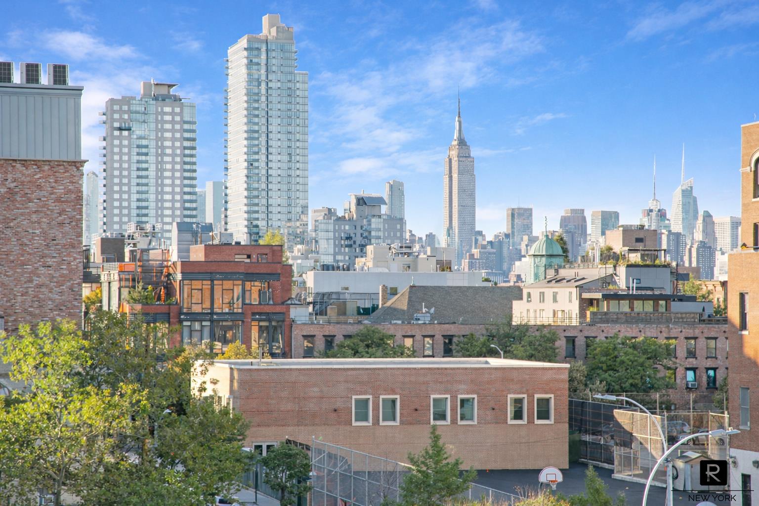 #3 photo, 340 Metropolitan Avenue, Williamsburg , NY 11211