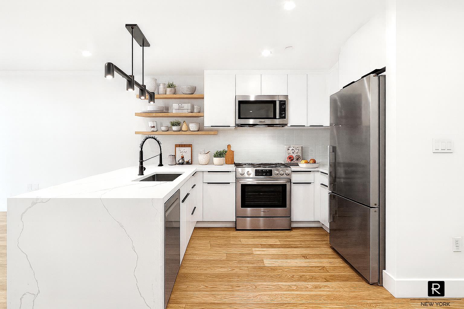 #6 photo, 340 Metropolitan Avenue, Williamsburg , NY 11211