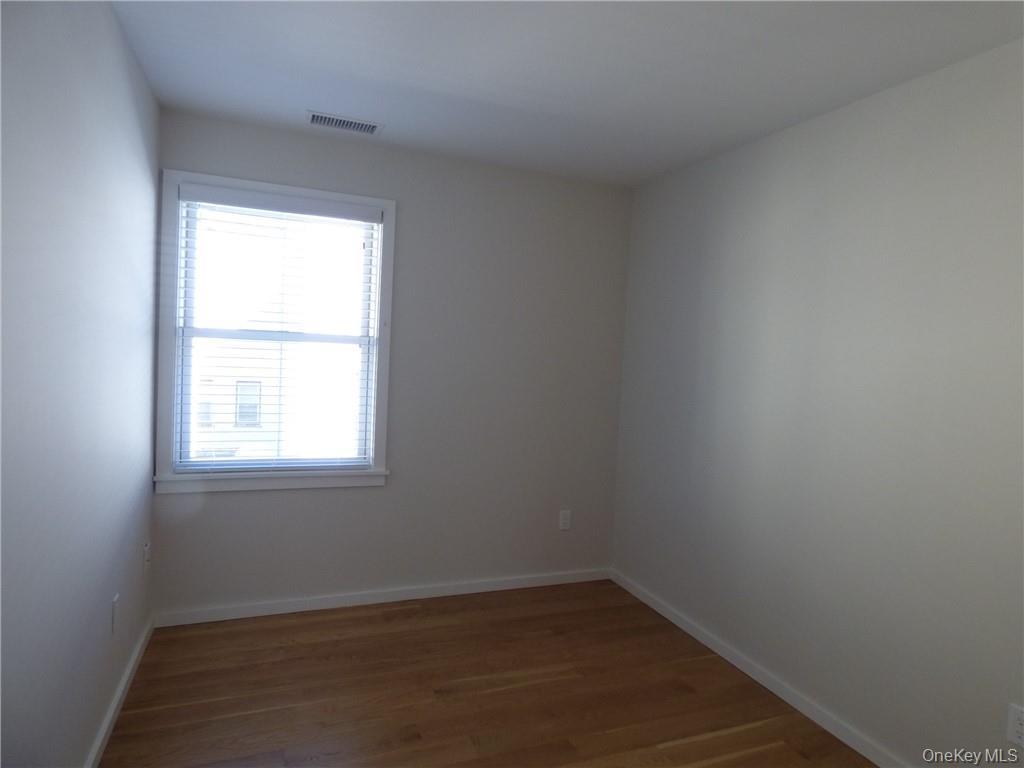 #9 photo, 60 Washington Street, Tuckahoe , NY 10707