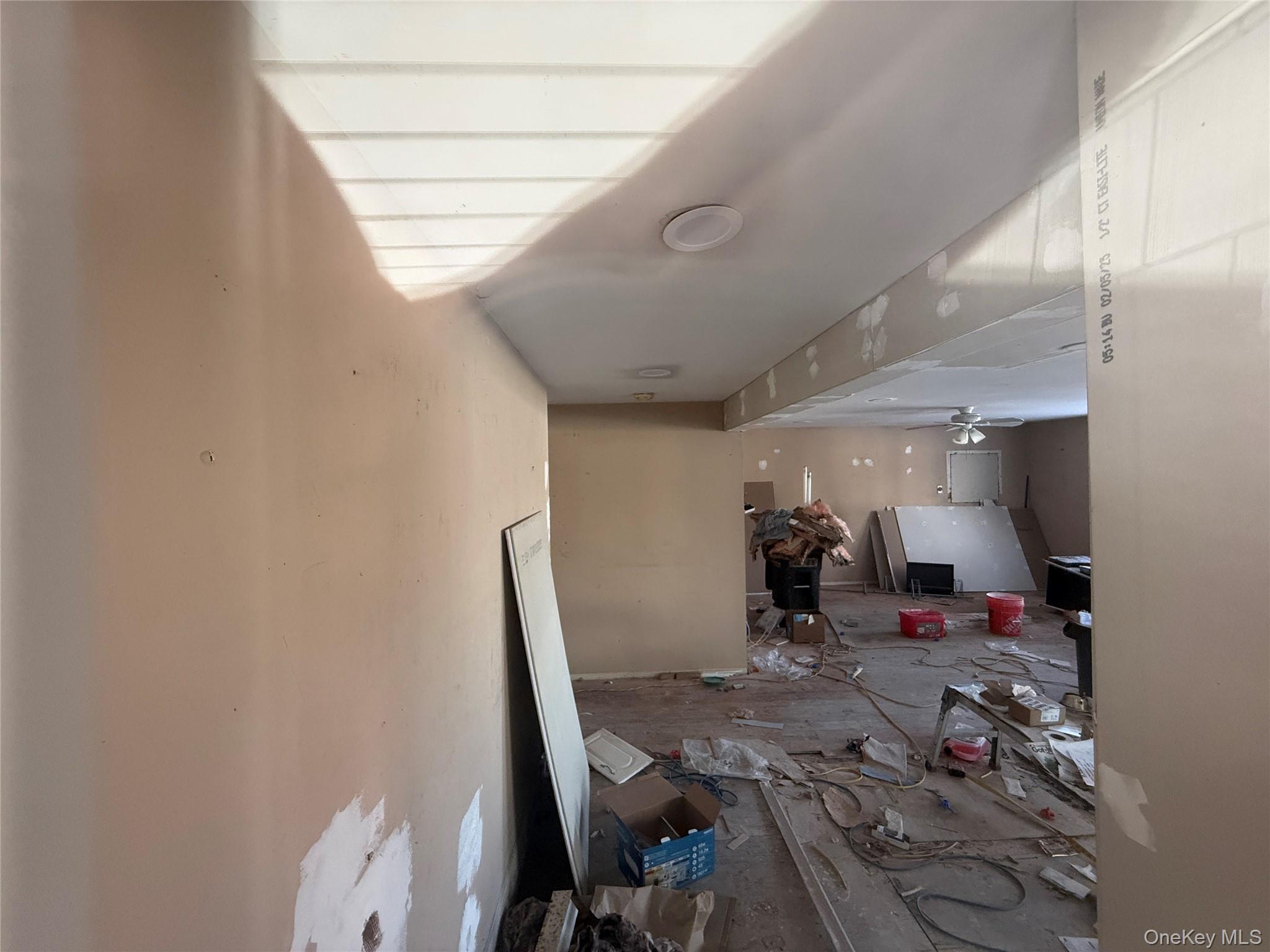 #4 photo, 357 Holbrook Road, Ronkonkoma , NY 11779