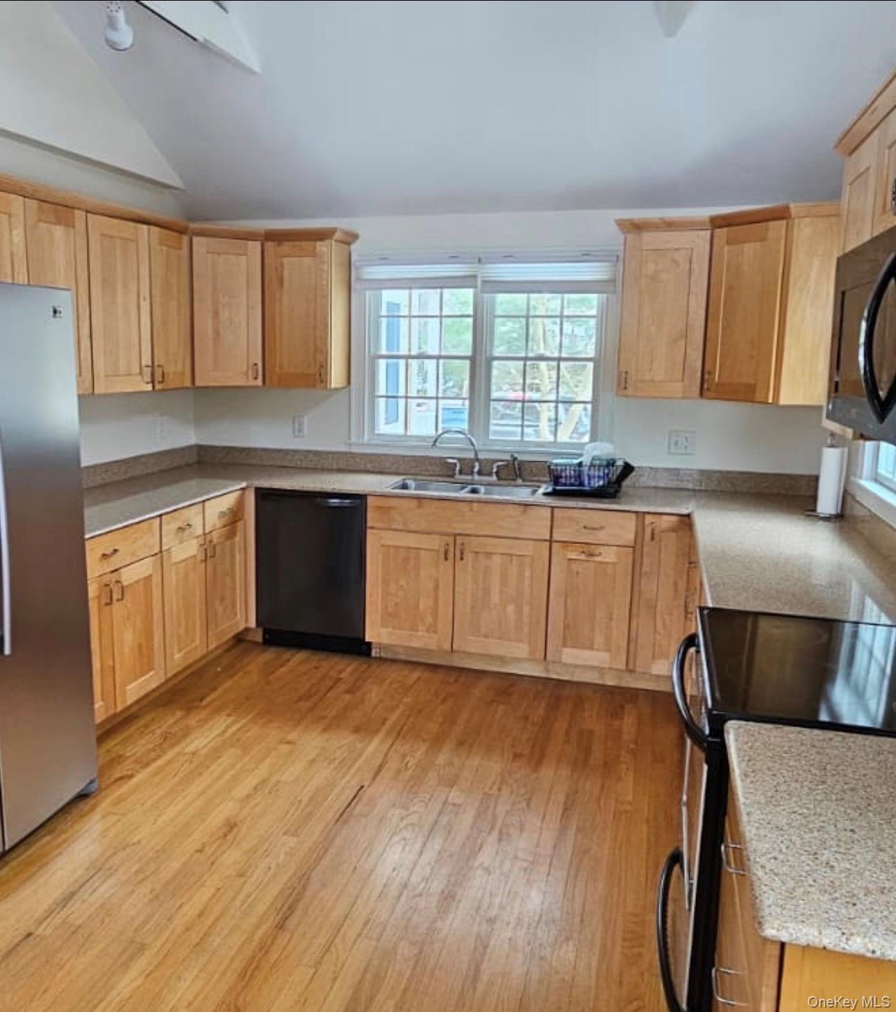 #5 photo, 4 Lloyd Point Drive, Lloyd Harbor , NY 11743