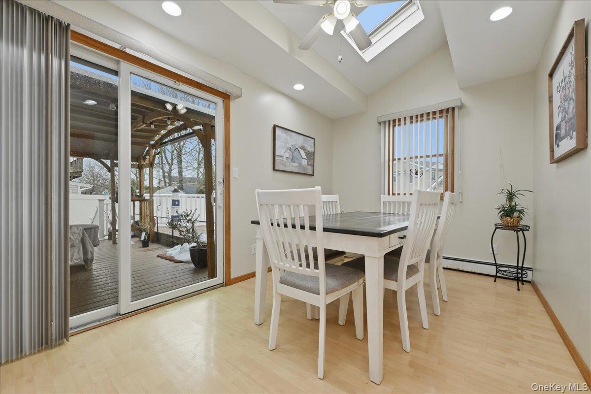 #11 photo, 38 Bacon Lane, Babylon , NY 11702