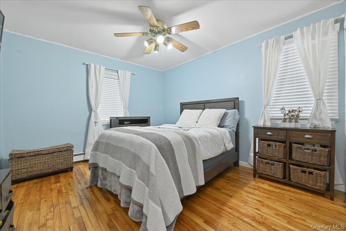 #20 photo, 38 Bacon Lane, Babylon , NY 11702