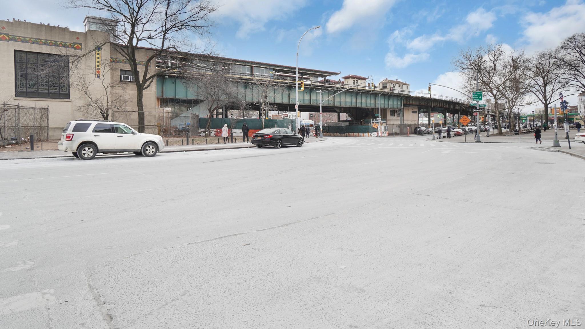 #13 photo, 2049 McGraw Avenue, Bronx , NY 10462