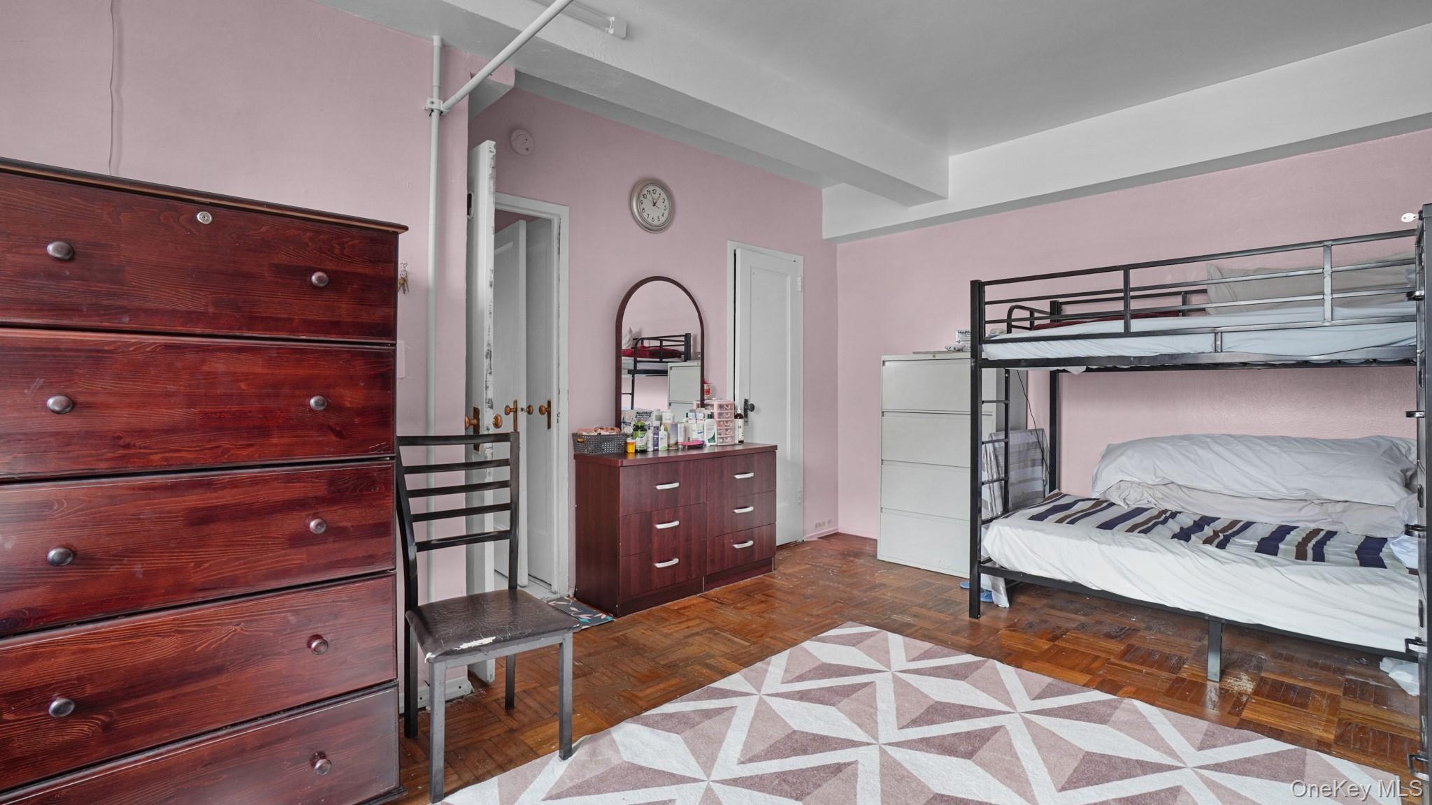 #4 photo, 2049 McGraw Avenue, Bronx , NY 10462