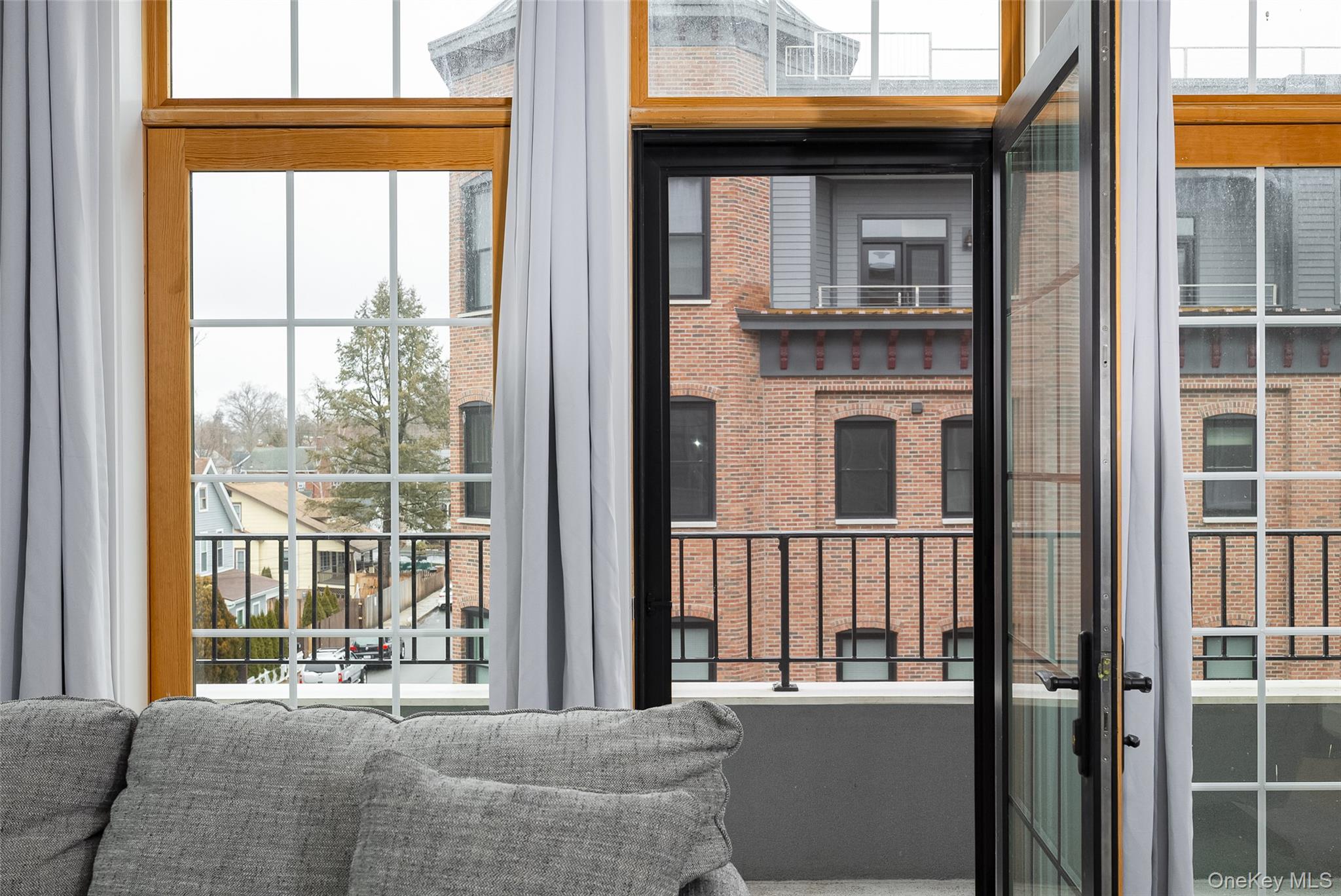 #10 photo, 249 Main Street, Beacon , NY 12508