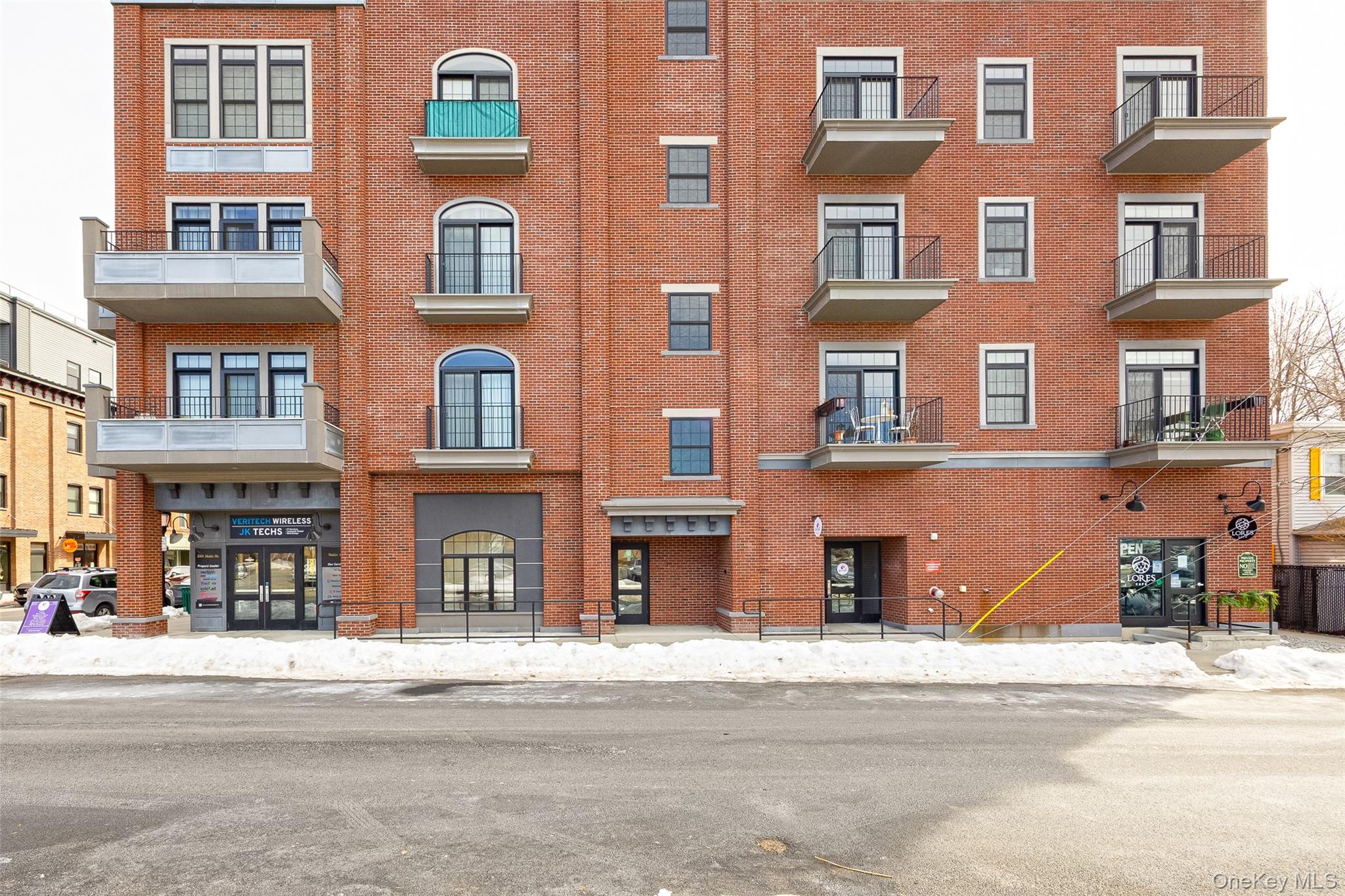 #20 photo, 249 Main Street, Beacon , NY 12508