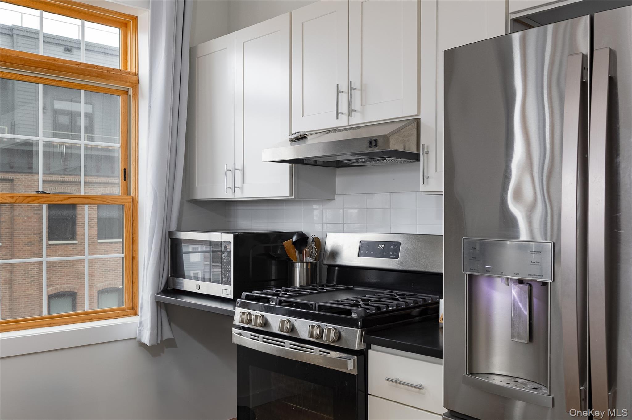 #8 photo, 249 Main Street, Beacon , NY 12508